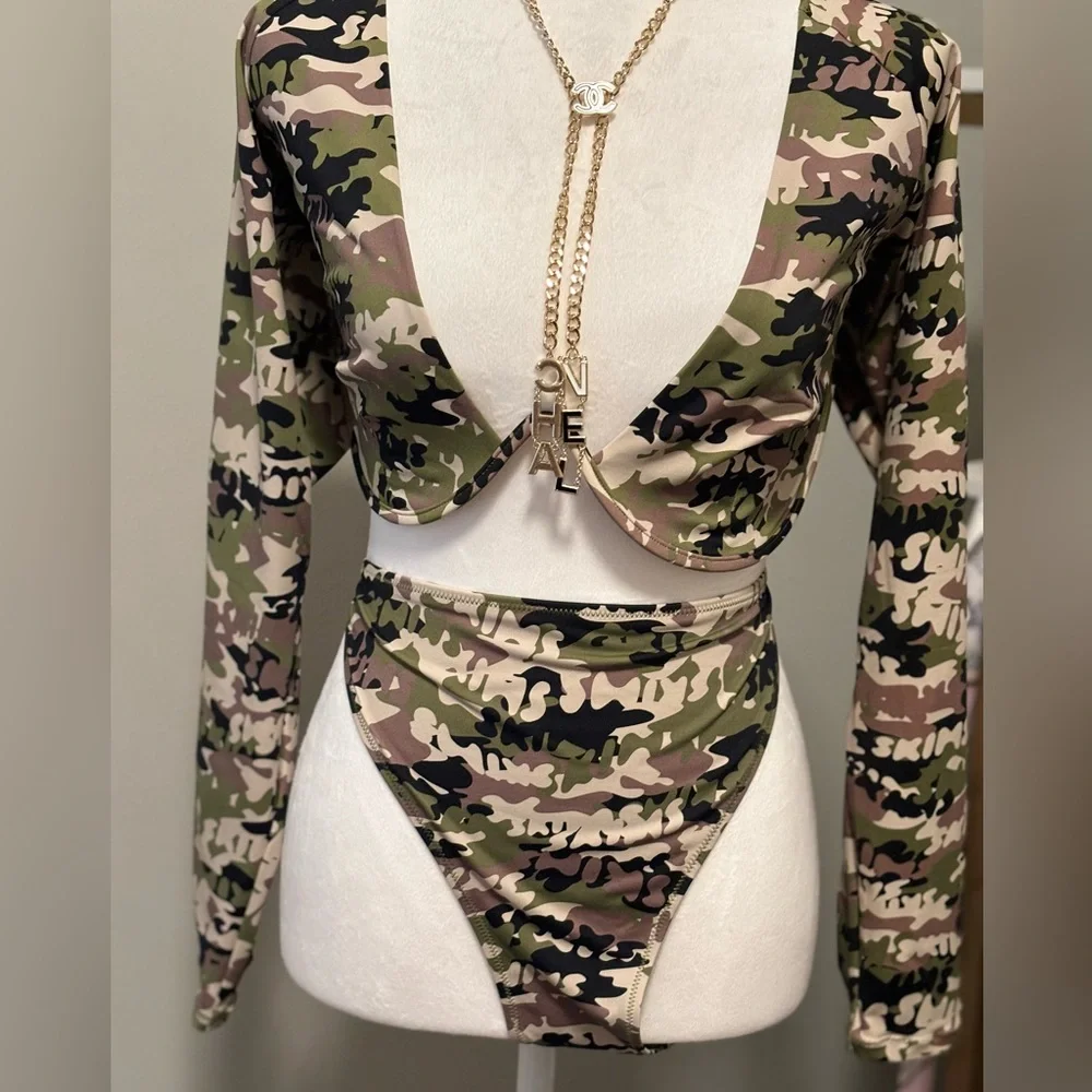 SKIMS low rise tie bikini bottom camo logo NWT